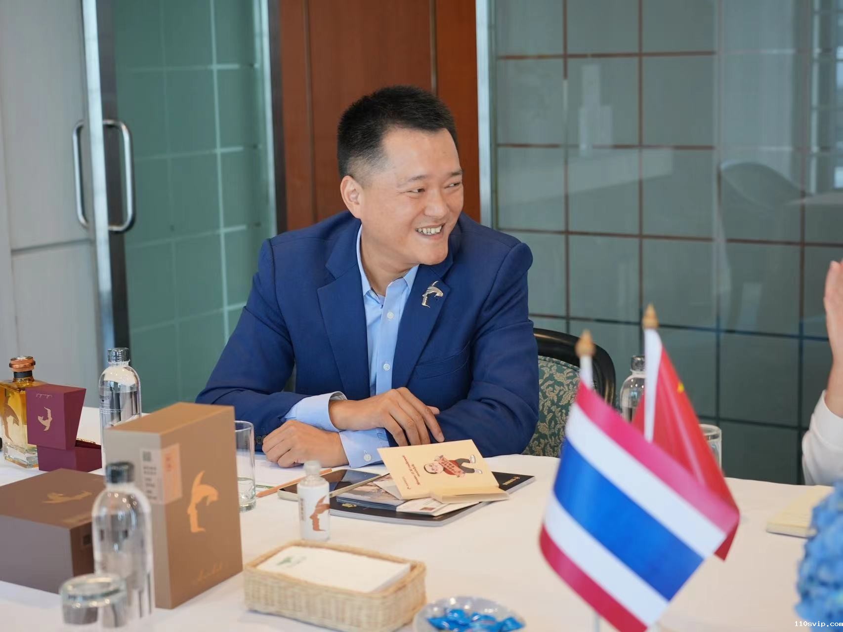 1695365437540097181.jpg 13.jpg