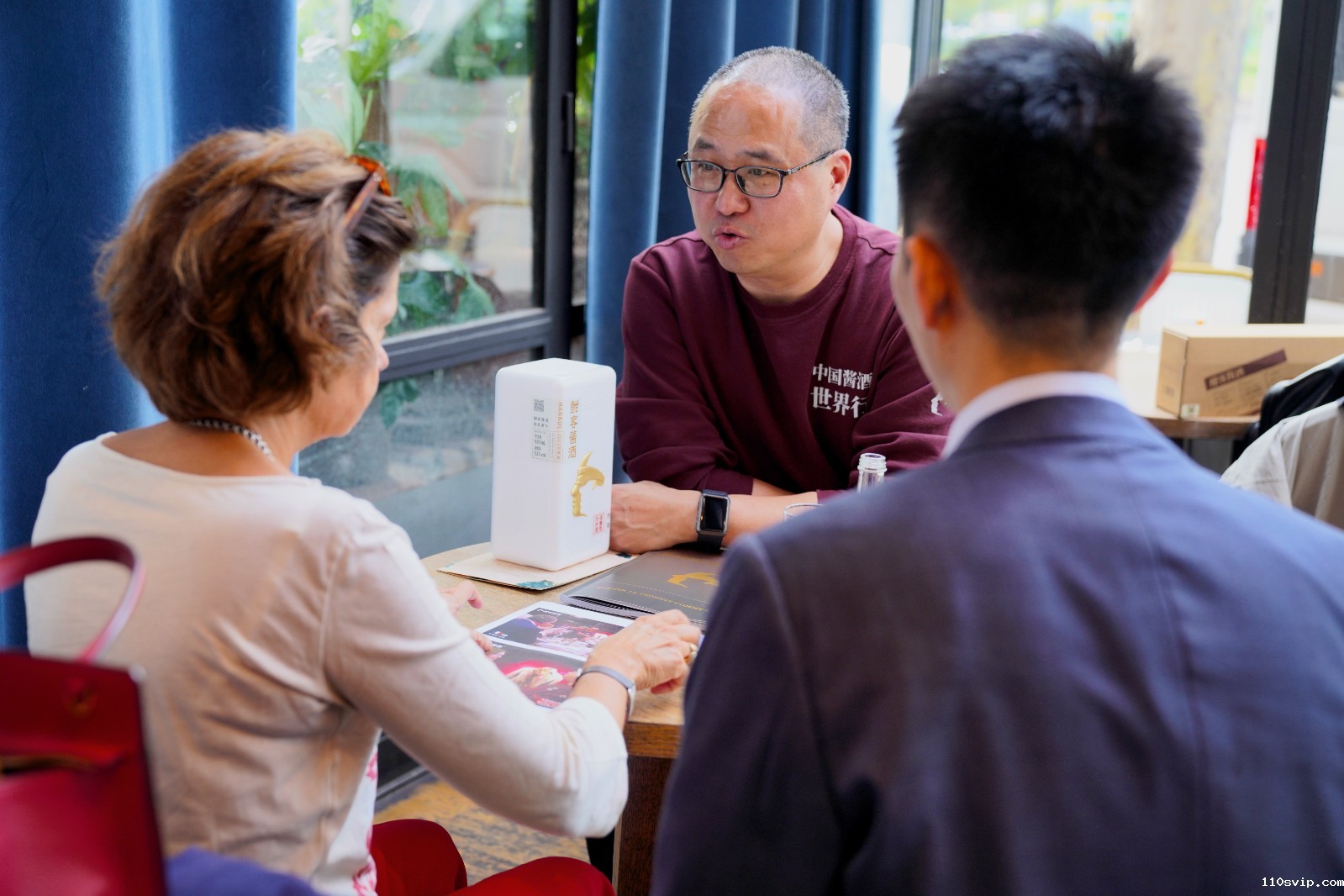 1696660665375049641.jpg 4.jpg