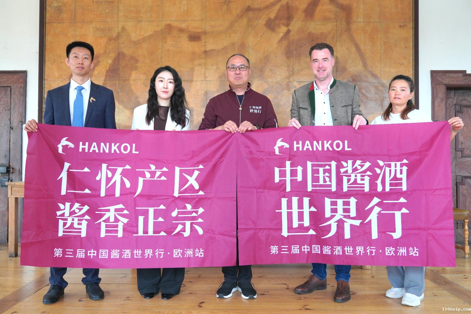 1698718335369036804.jpg 15.jpg