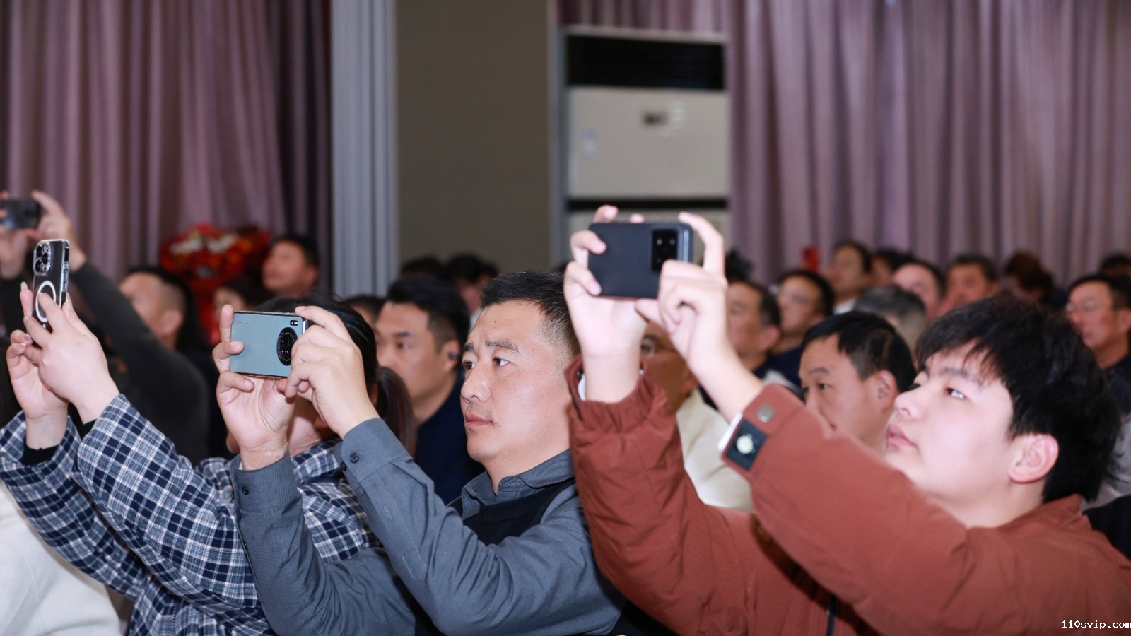 1764310789994049550.jpg 现场观众图.jpg